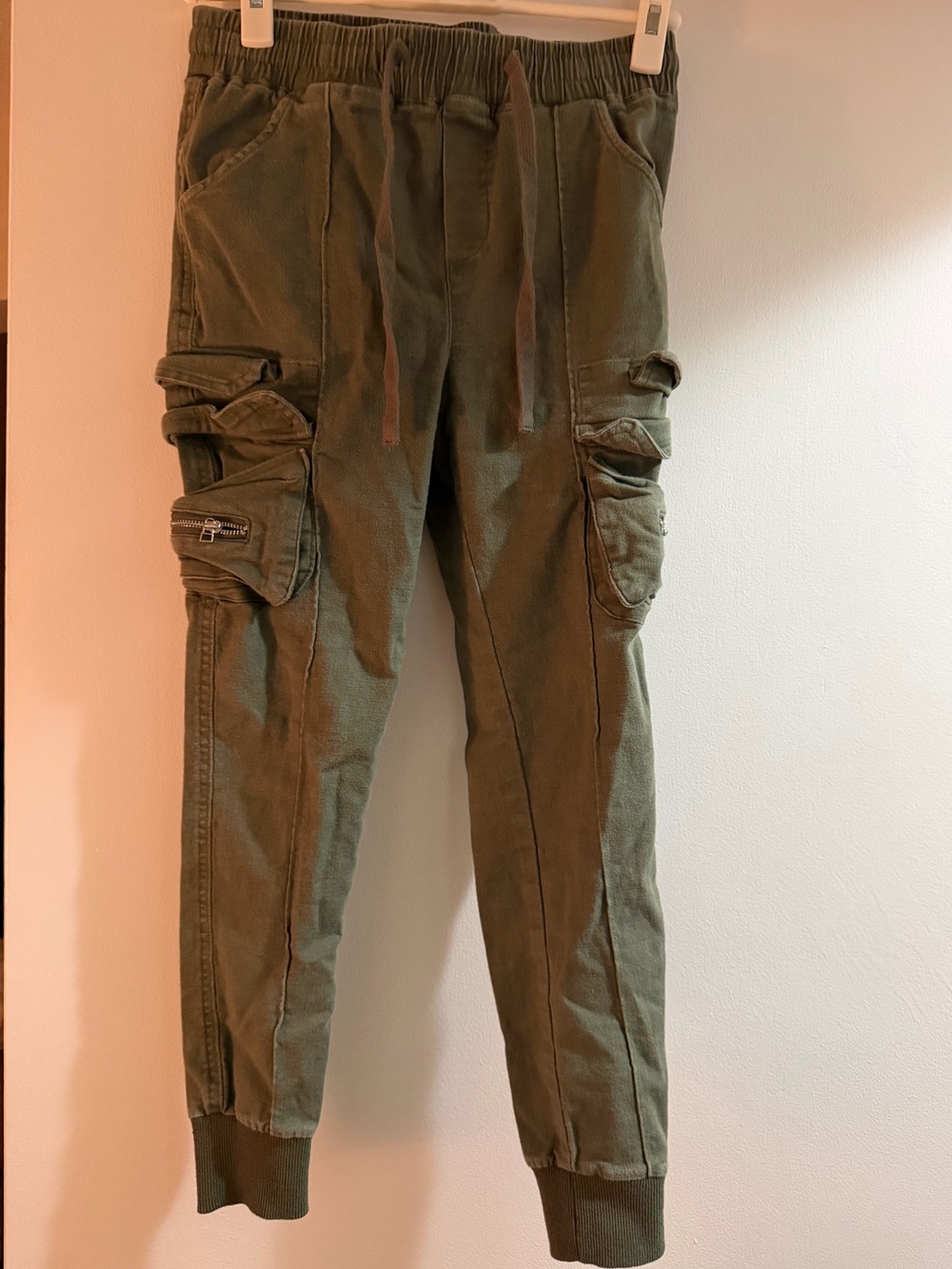 Womens Olive Cargo Jogger Pants - Casual Utility Style